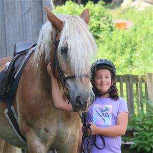 Summer Riders Horseback 